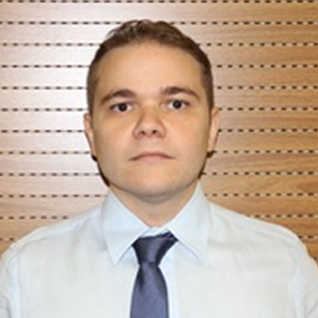 Dr. Rodrigo de Holanda