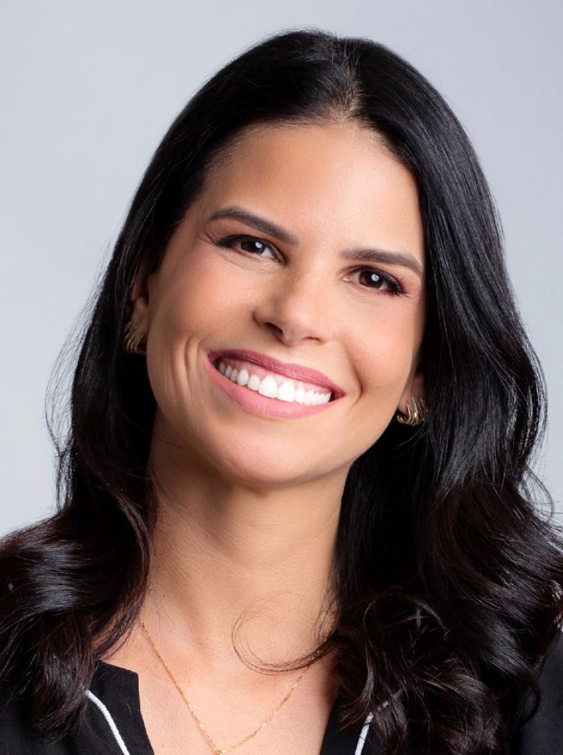 Dra. Renalli Alves