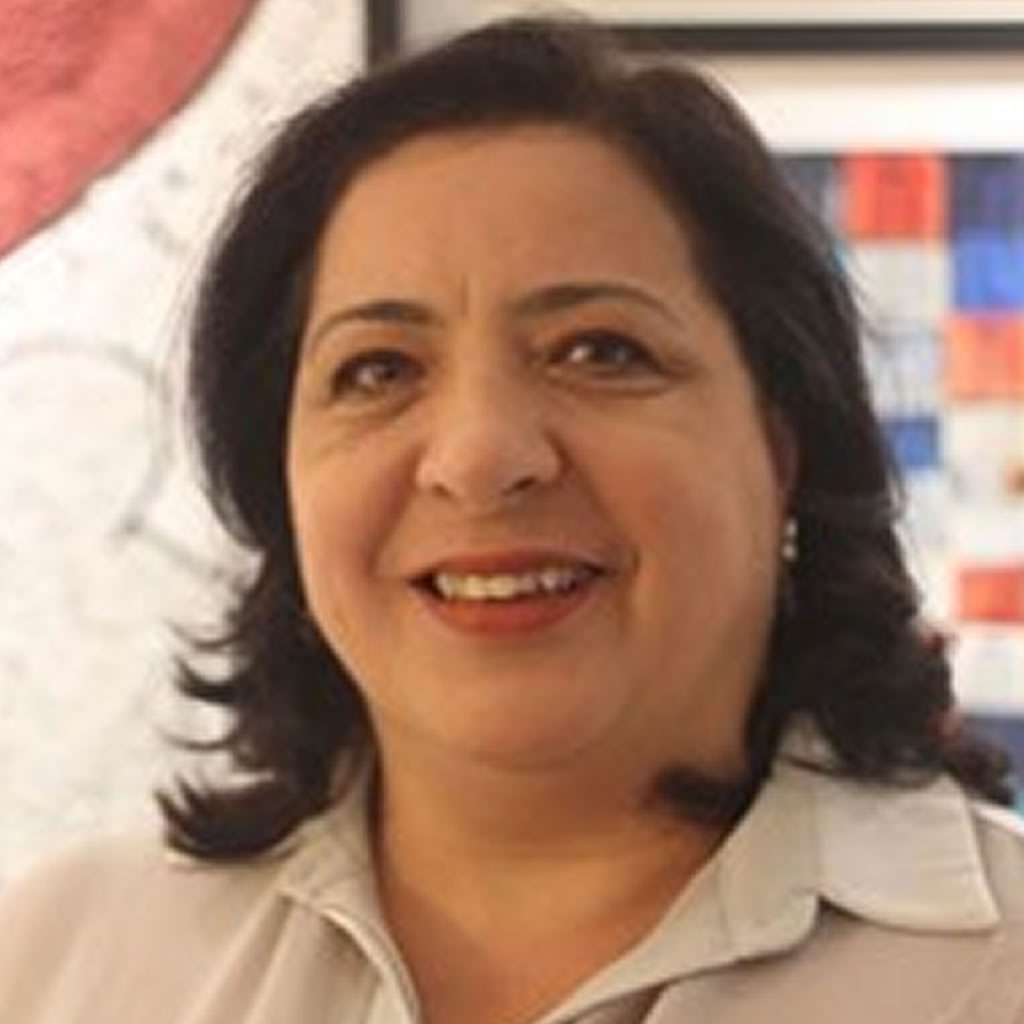 Dra. Simone de Andrade Holsapfel