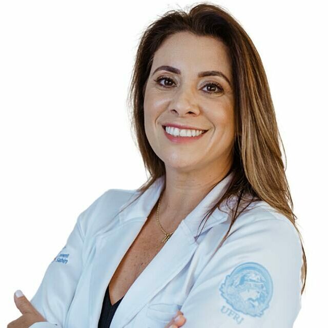 Cristiane Mattos de Oliveira